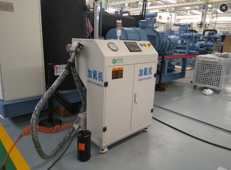 FC1加注机用于制冰机生产中的冷媒加注